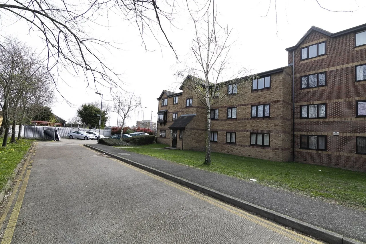Greenslade Road, Barking, photo 12