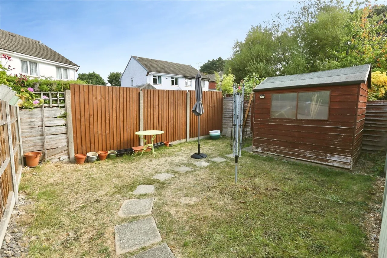 Lambourne Road, West End, SO18, photo 8