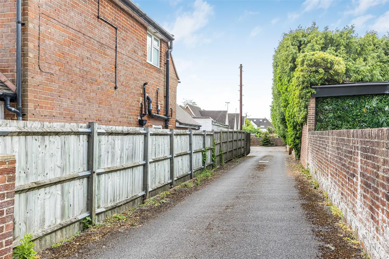 Kidmore Road, Caversham, RG4, photo 20