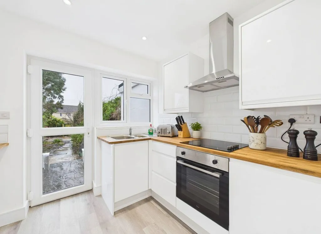 Hughville Street, Camborne, photo 2