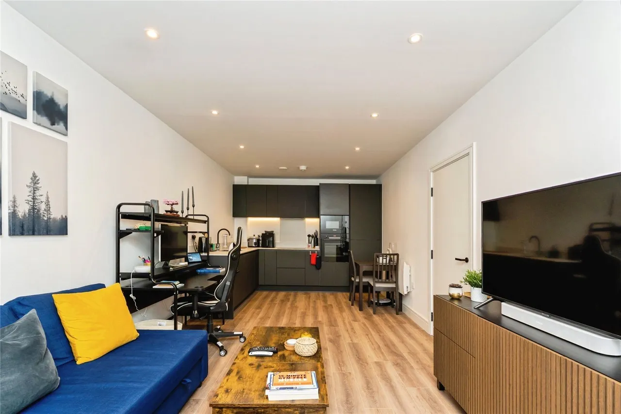 Farrier Place, Kingston Upon Thames, KT2, photo 4