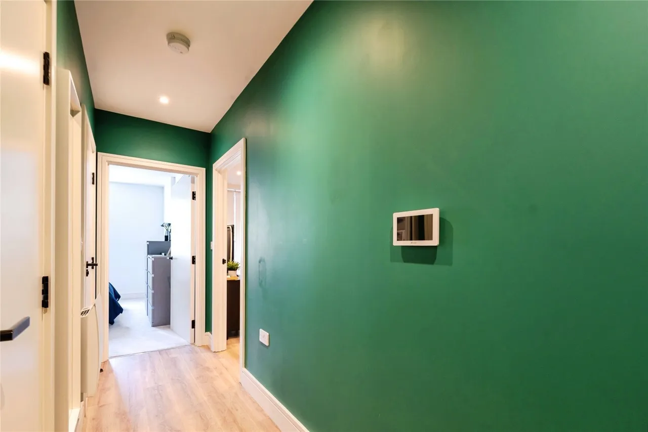 Farrier Place, Kingston Upon Thames, KT2, photo 13