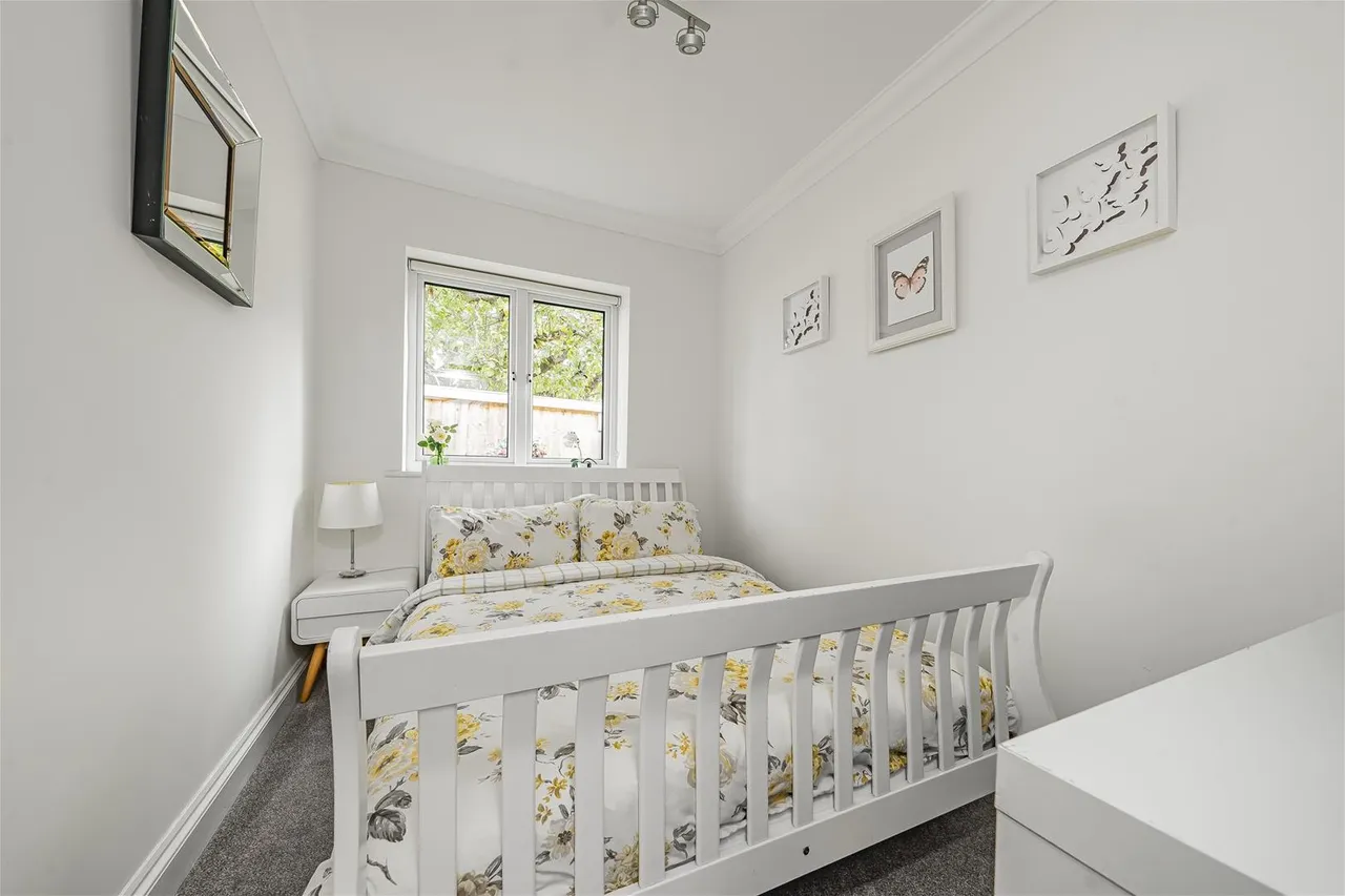 Heracles Close, St. Albans, AL2, photo 11