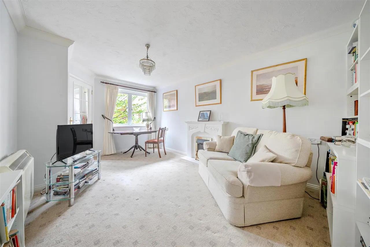 Tylers Close, Lymington, SO41, photo 3