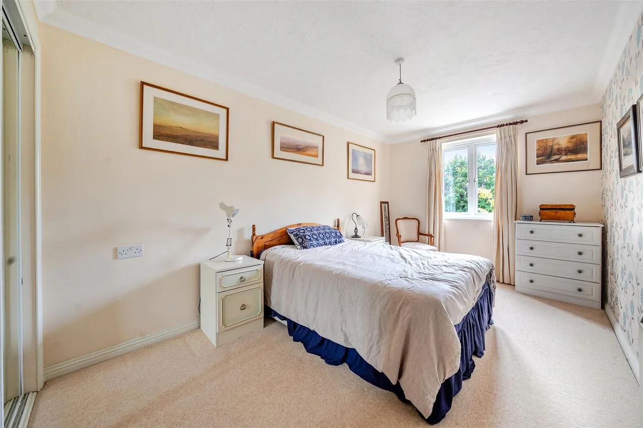 Tylers Close, Lymington, SO41, photo 8