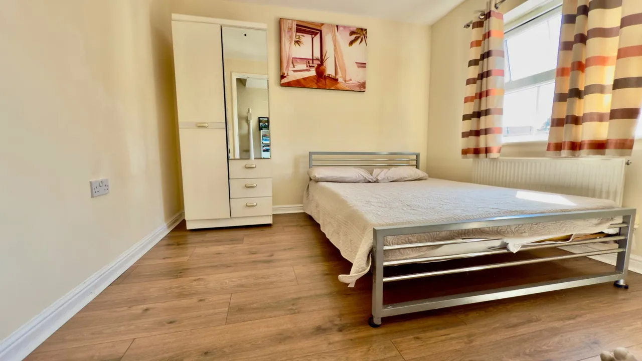 Monarch Drive, Kemsley, ME10, photo 6
