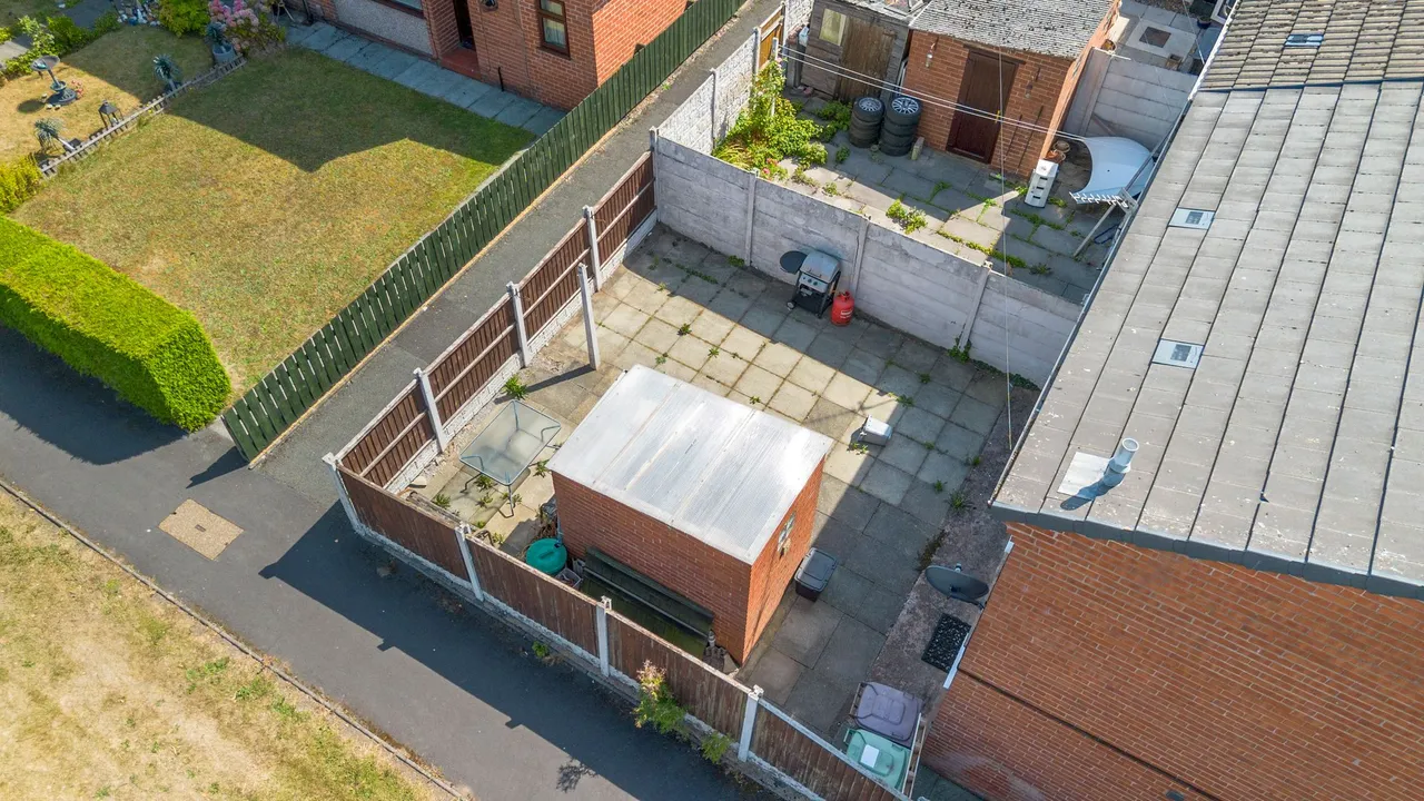 Bradlegh Road, Newton-Le-Willows, Newton-Le-Willows, WA12 8QT, photo 19