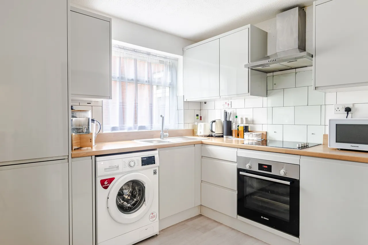 2 bed house for sale, Blackmoor Court, Leeds, LS17