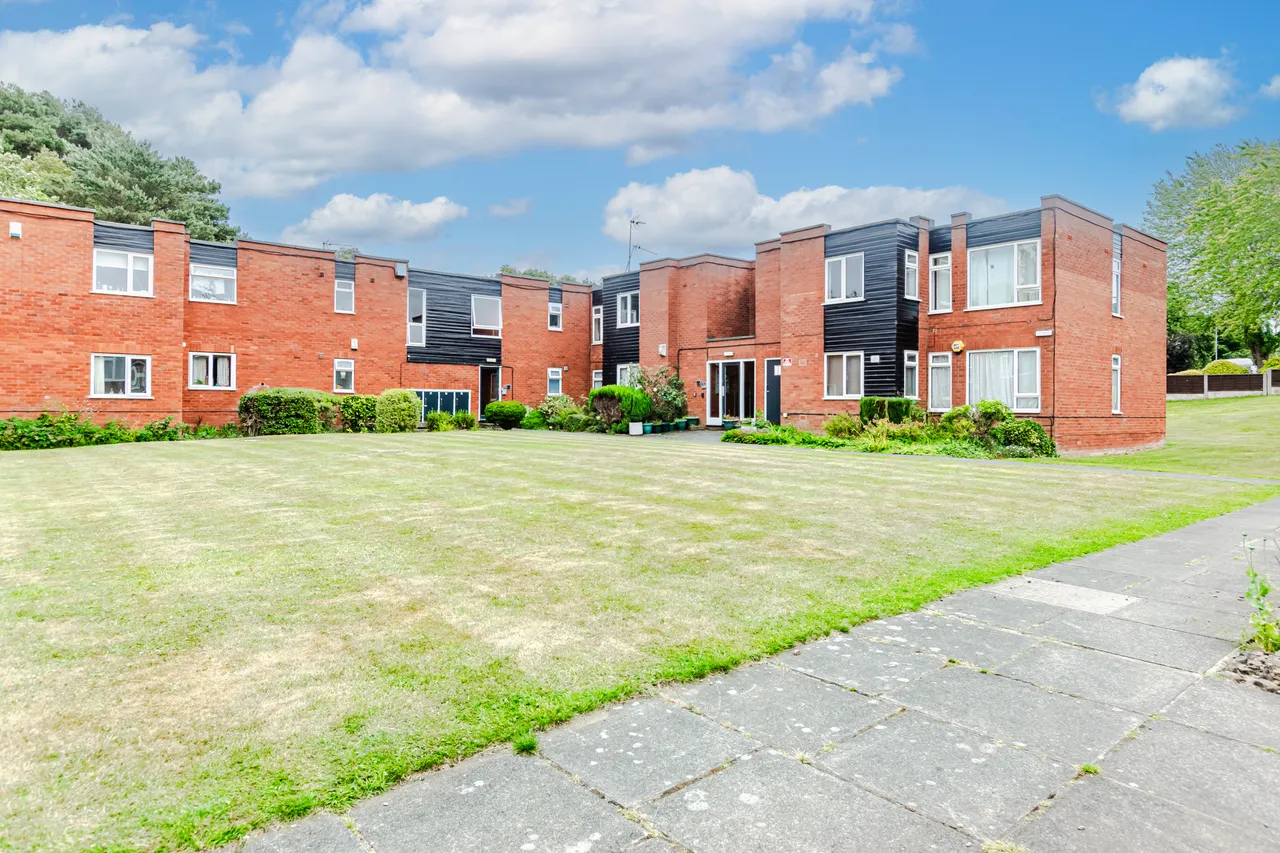Blackmoor Court, Leeds, LS17, photo 2