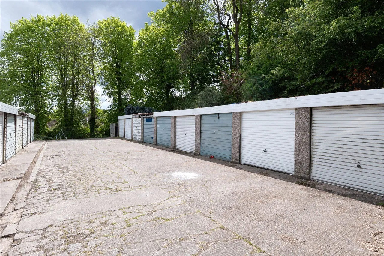 Gledhow Lane, Leeds, LS7, photo 20