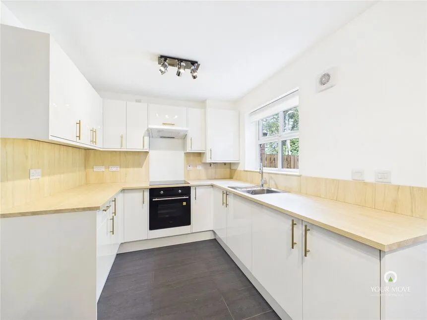 Bishops Park Road, Gateshead, NE8, photo 8