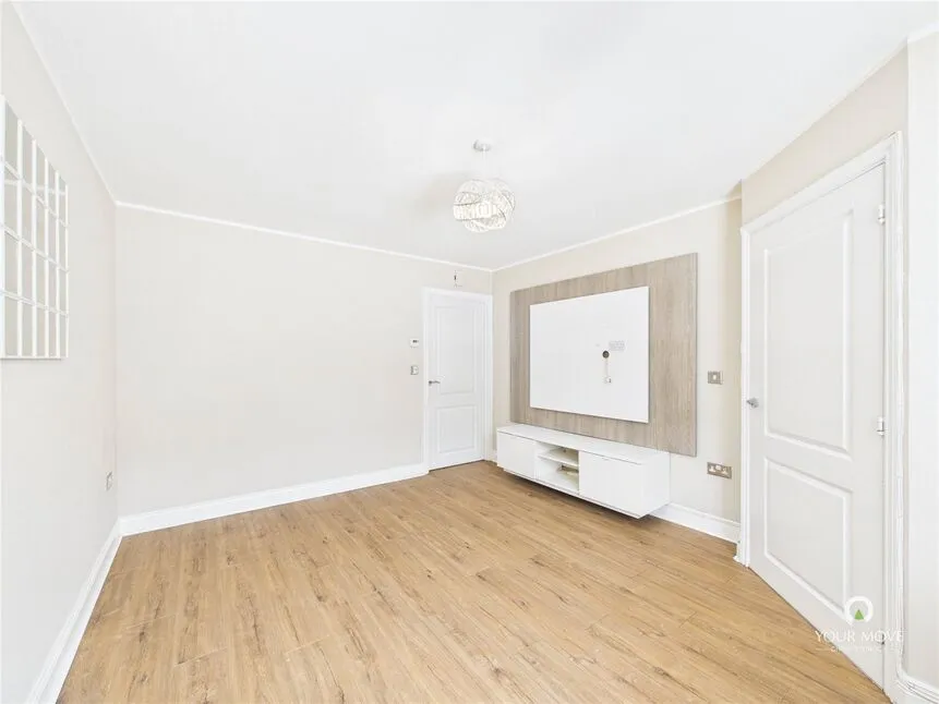 Bishops Park Road, Gateshead, NE8, photo 5
