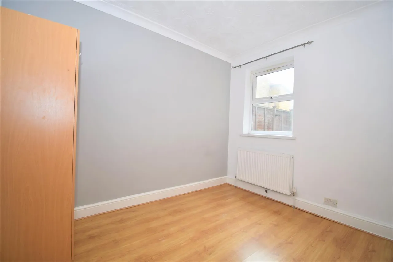 Selby Road, London, photo 5