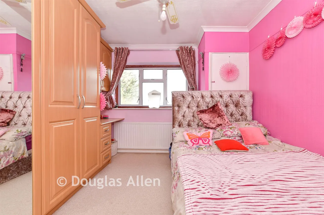 Chadwell Heath Lane, Chadwell Heath, RM6, photo 19