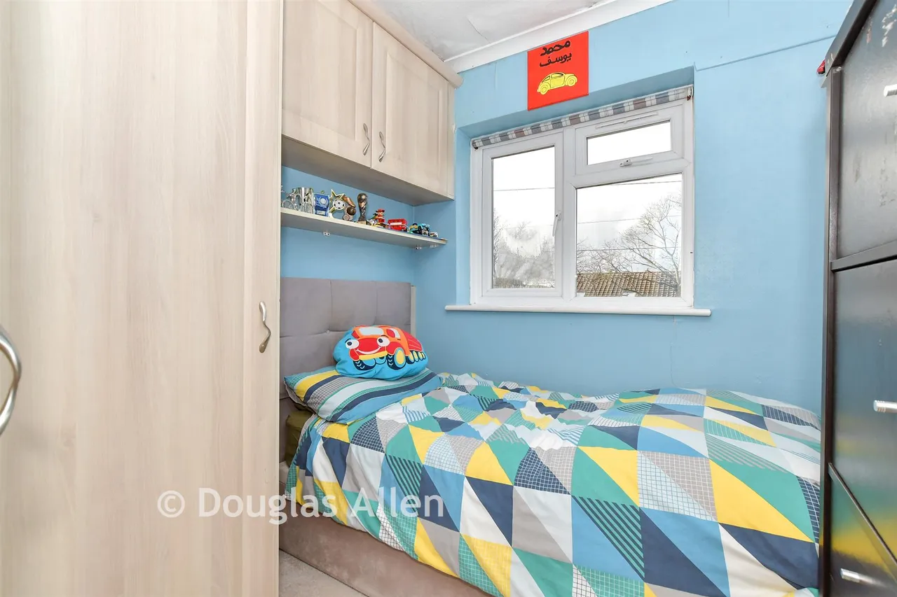 Chadwell Heath Lane, Chadwell Heath, RM6, photo 20