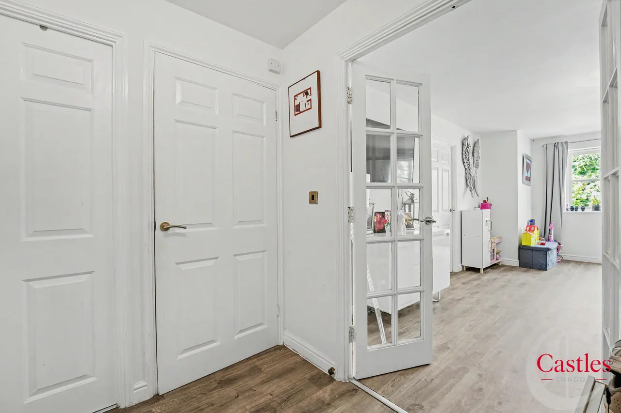 Polsten Mews, Enfield, EN3, photo 16