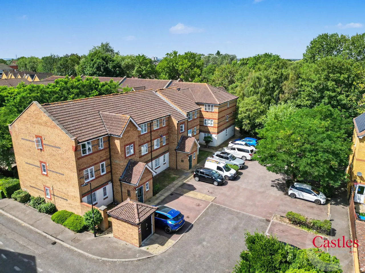 2 bed flat for sale, Polsten Mews, Enfield, EN3