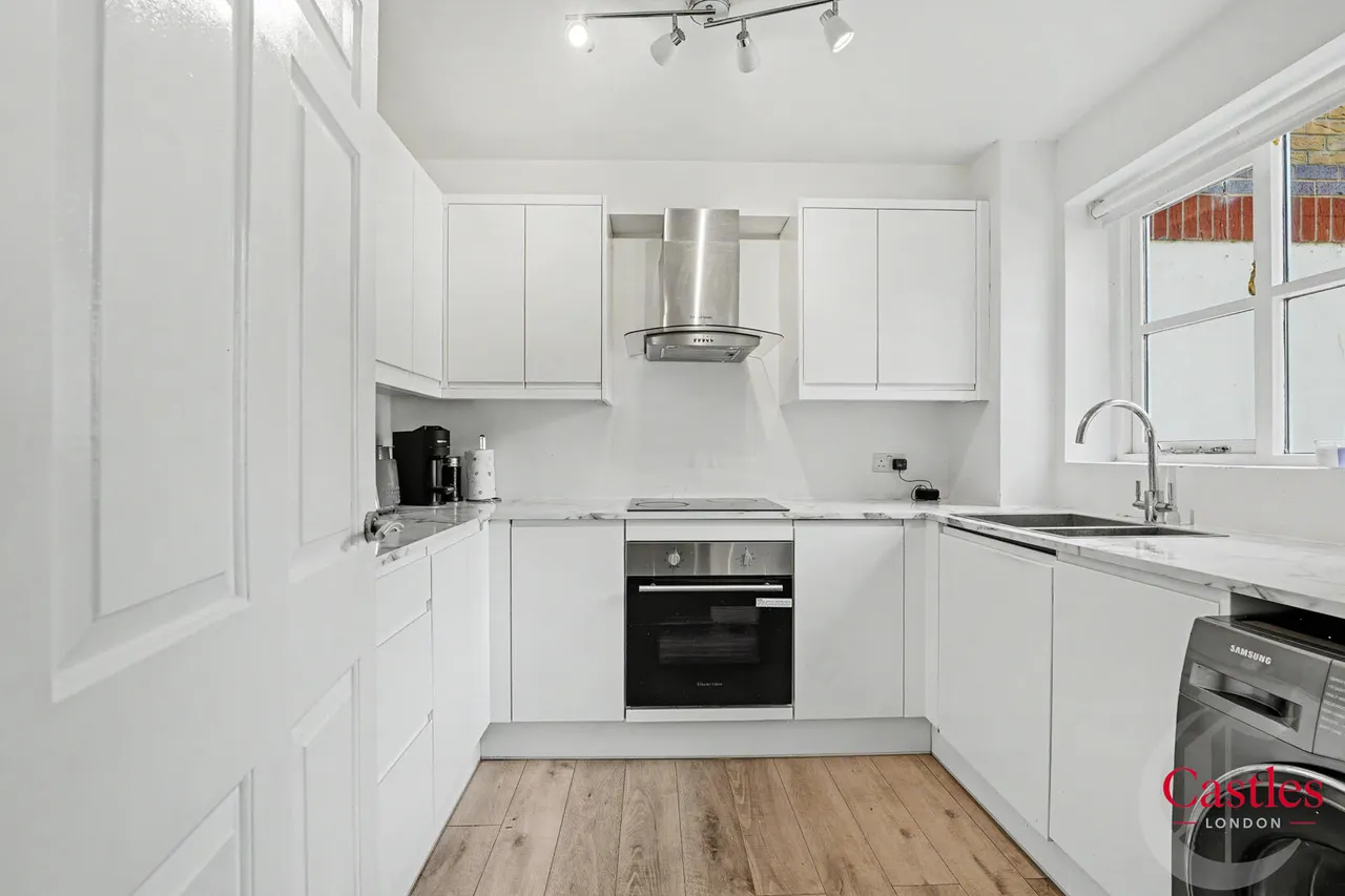 Polsten Mews, Enfield, EN3, photo 2
