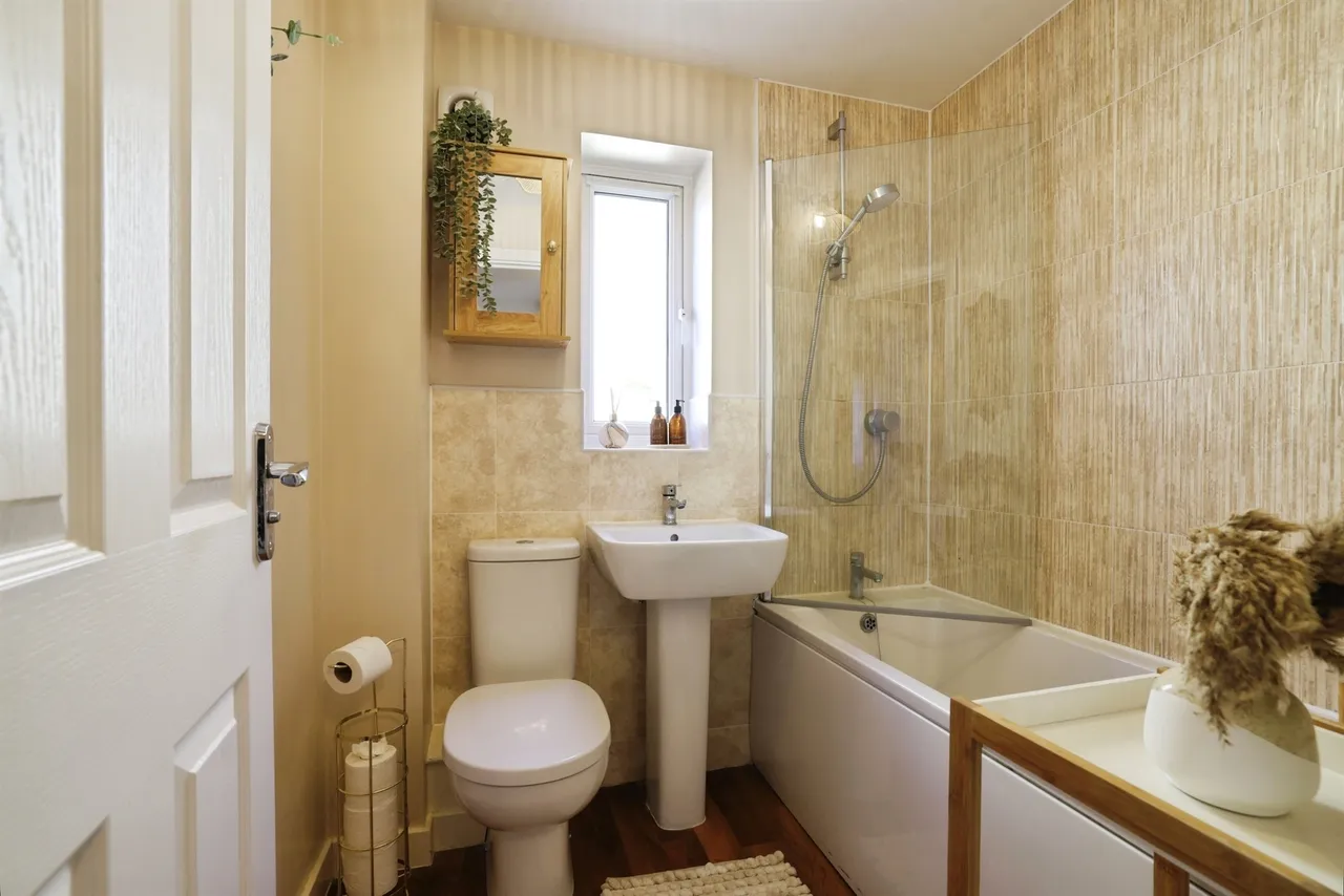 Tyddyman Close, Chippenham, SN15, photo 14