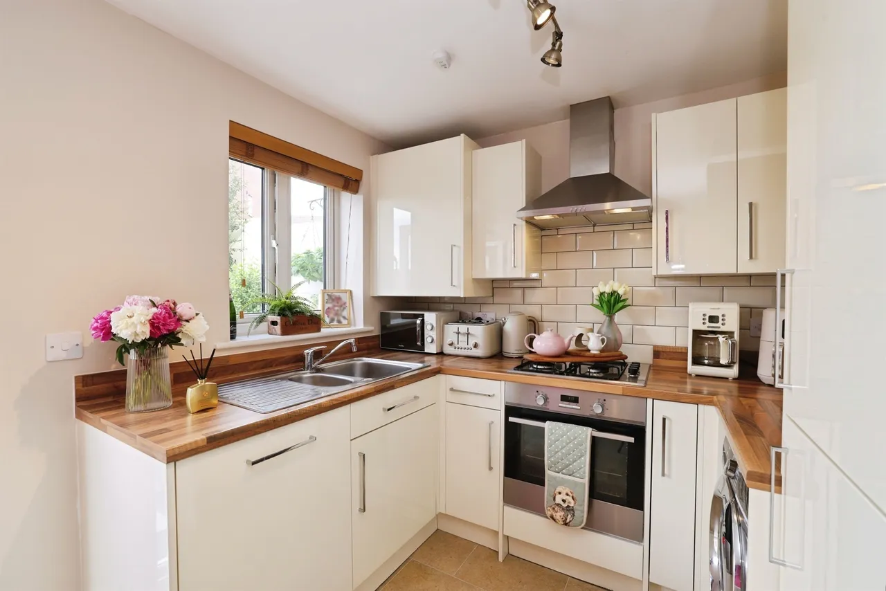 Tyddyman Close, Chippenham, SN15, photo 4