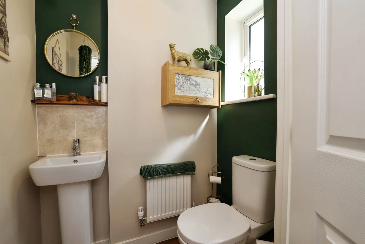 Tyddyman Close, Chippenham, SN15, photo 8