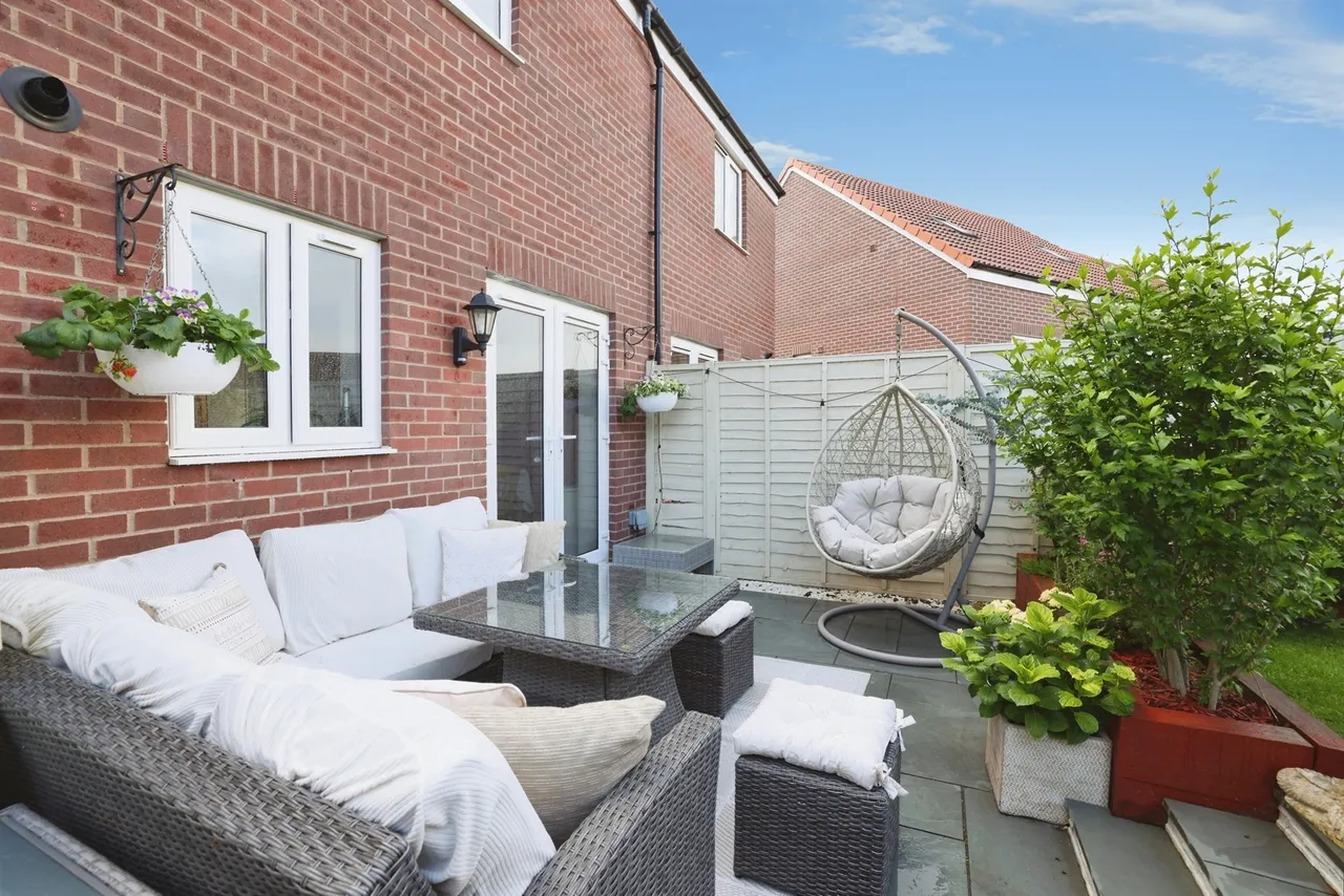 Tyddyman Close, Chippenham, SN15, photo 16