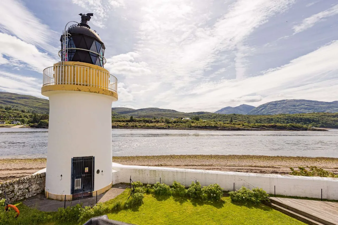Corran Lighthouse Lodge, Ardgour, Fort William, Highland, PH33 7AA, photo 6
