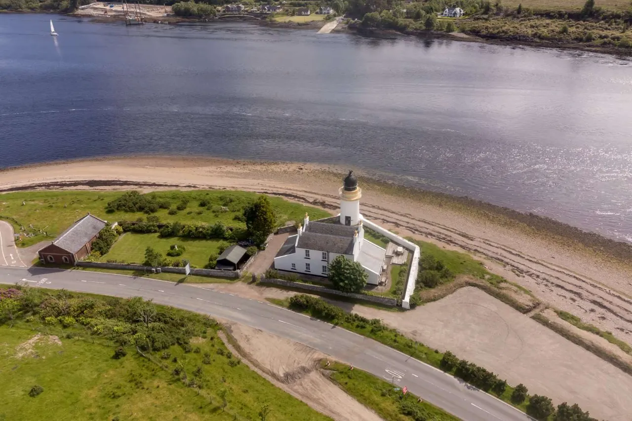 Corran Lighthouse Lodge, Ardgour, Fort William, Highland, PH33 7AA, photo 4