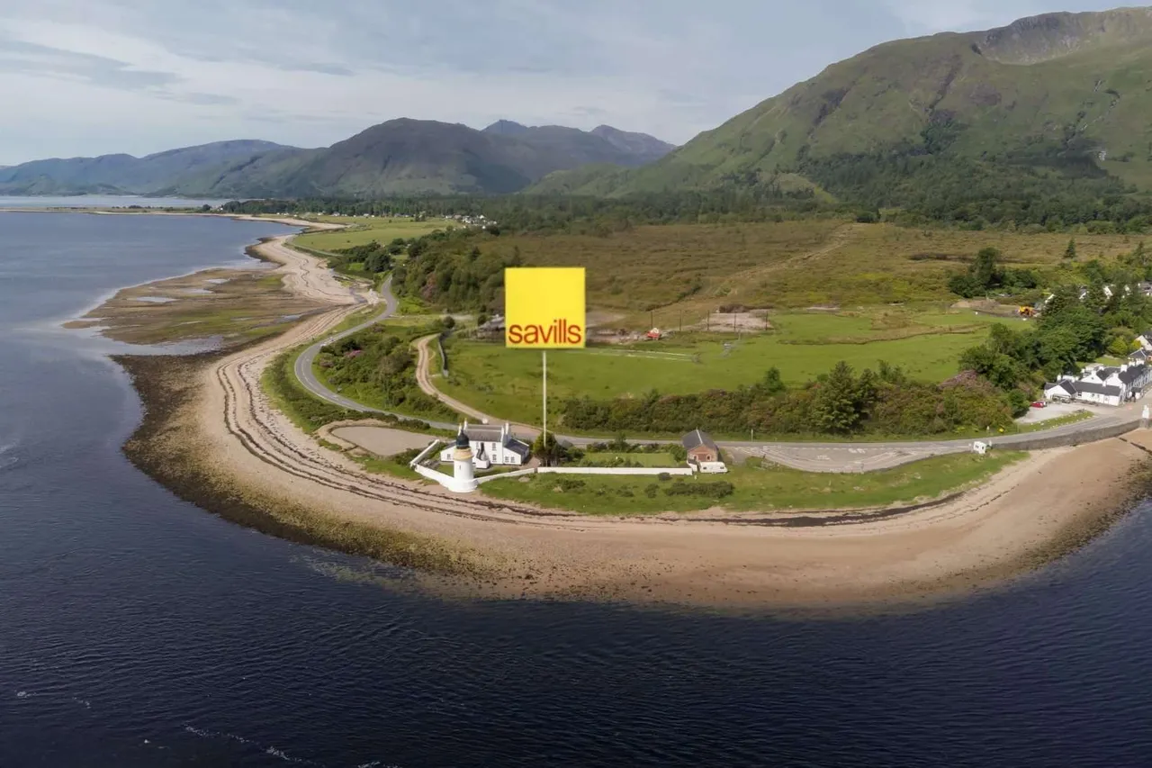 5 bed house for sale — Corran Lighthouse Lodge, Ardgour, Fort William, Highland, PH33 7AA