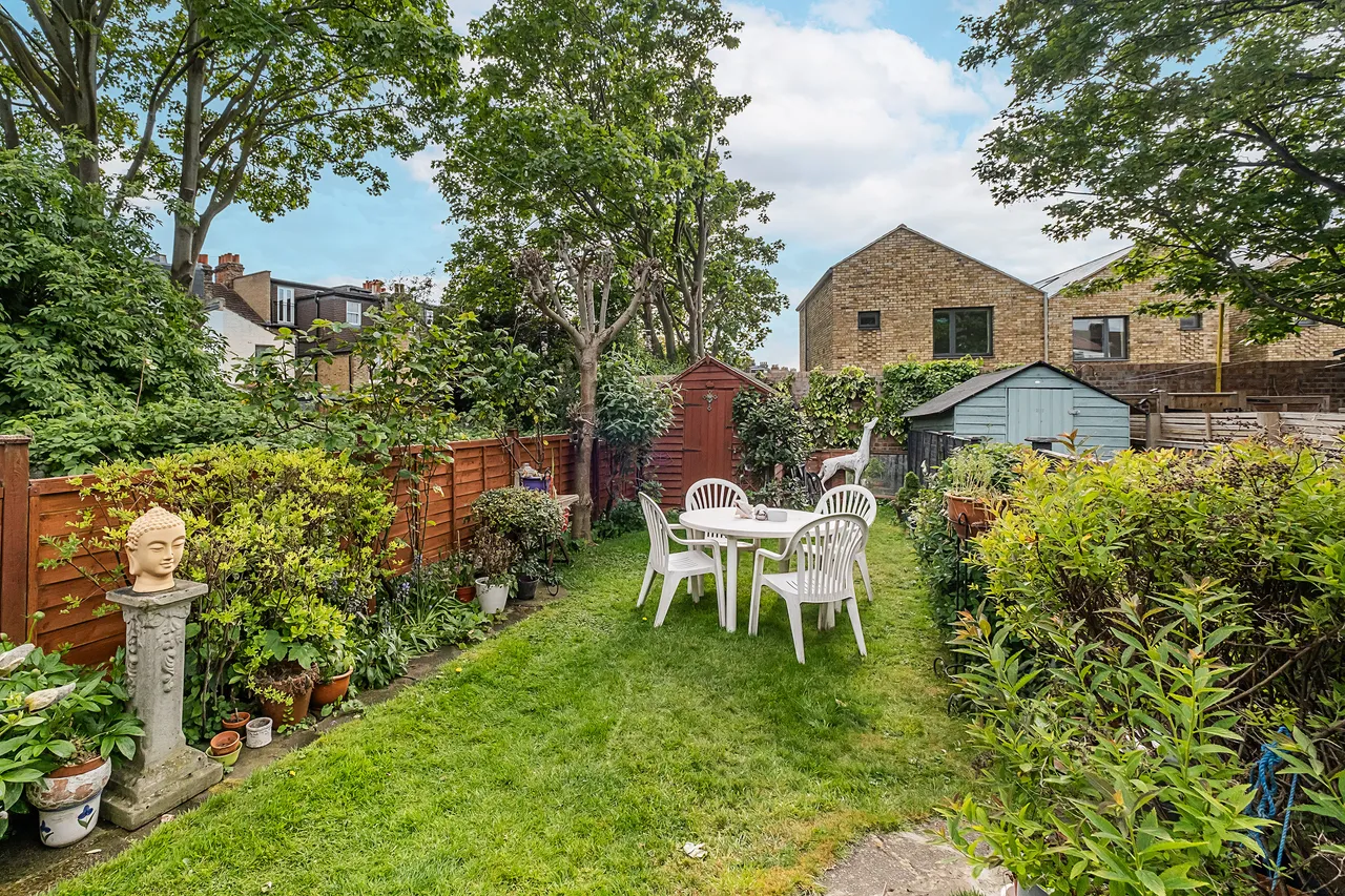 Radbourne Road, London, SW12, photo 11