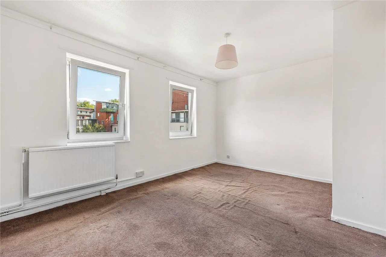 Halesworth Close, London, E5, photo 7