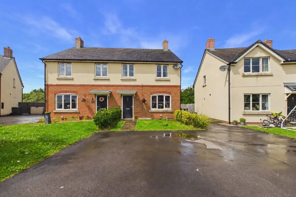 3 bed house for sale — Field View Close, Holmes Chapel, Cheshire, CW4