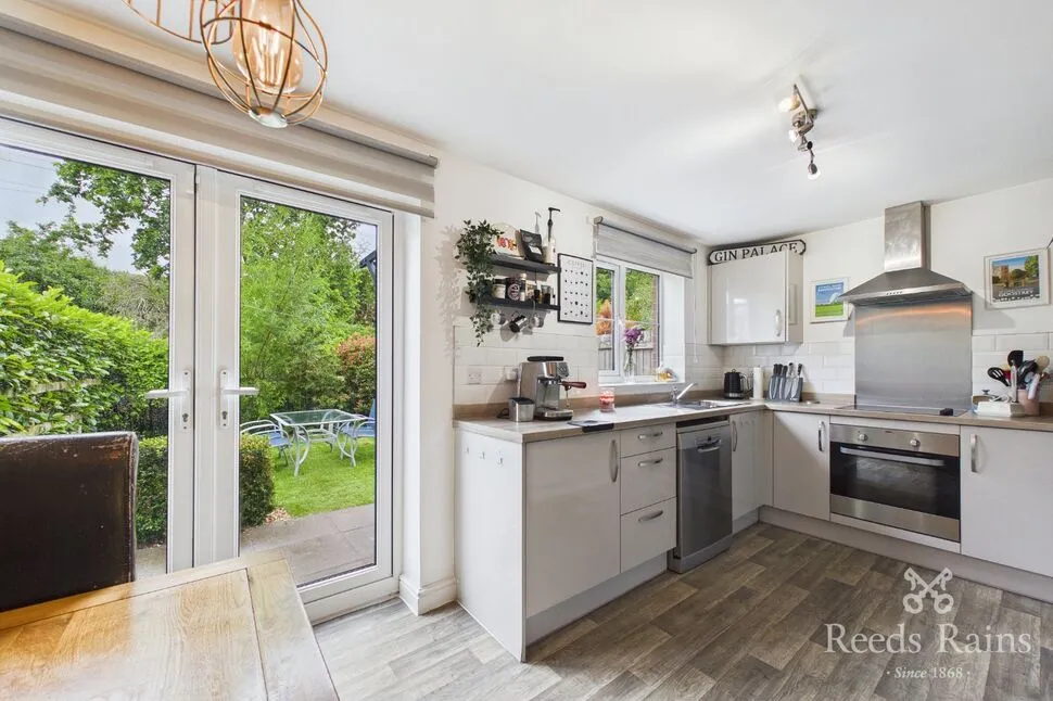 Field View Close, Holmes Chapel, Cheshire, CW4, photo 12