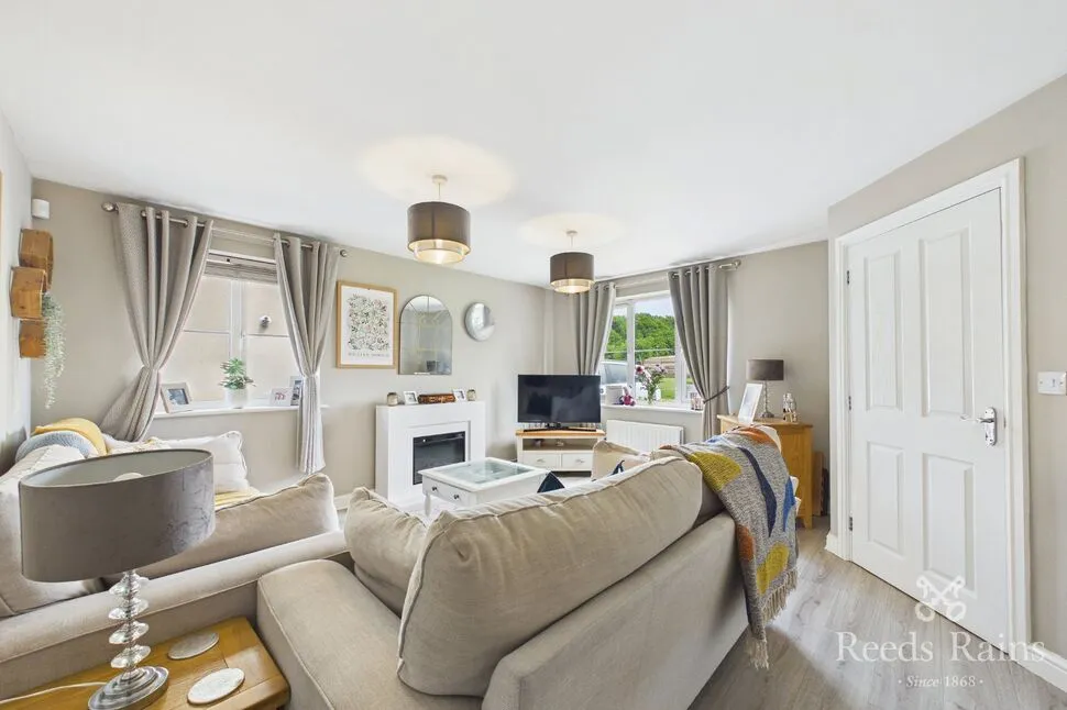 Field View Close, Holmes Chapel, Cheshire, CW4, photo 11