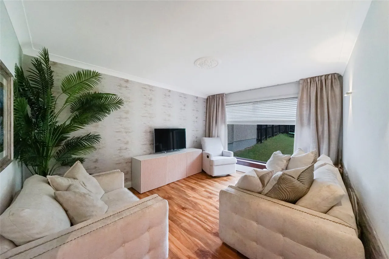 Inchwood Court, Cumbernauld, Glasgow, North Lanarkshire, G68, photo 3