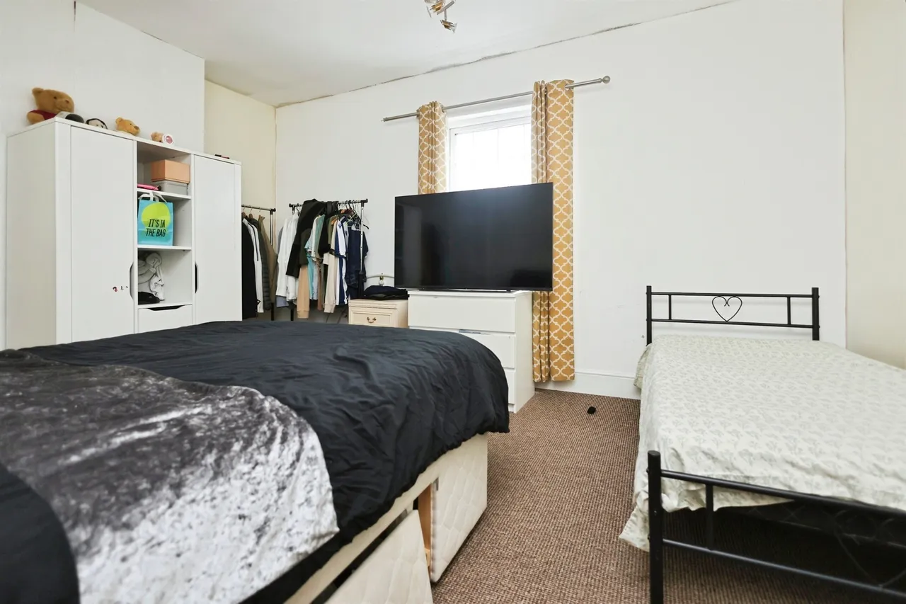 Clyde Street, Cradley Heath, B64, photo 7