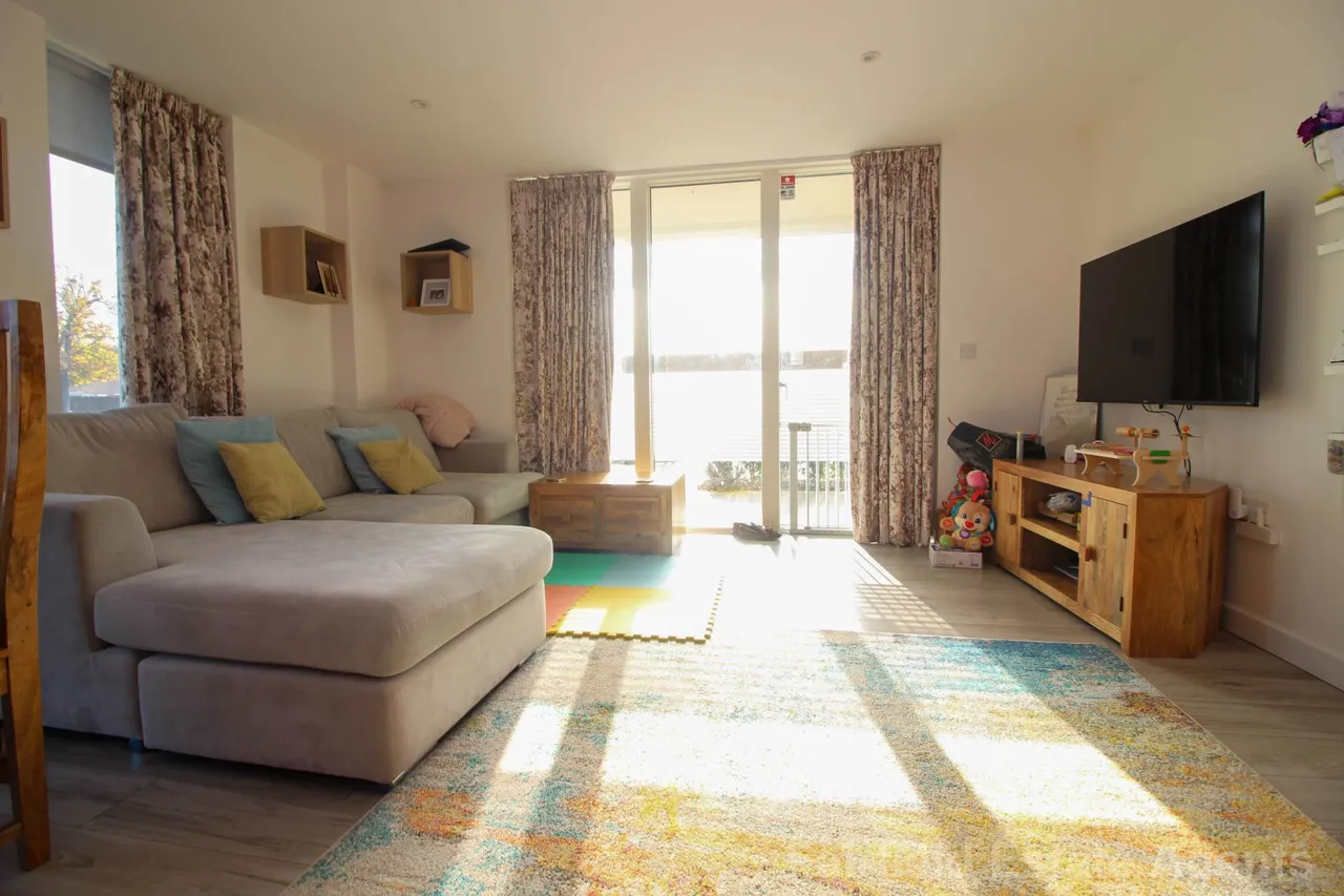 Croxley View, Watford, WD18, photo 3