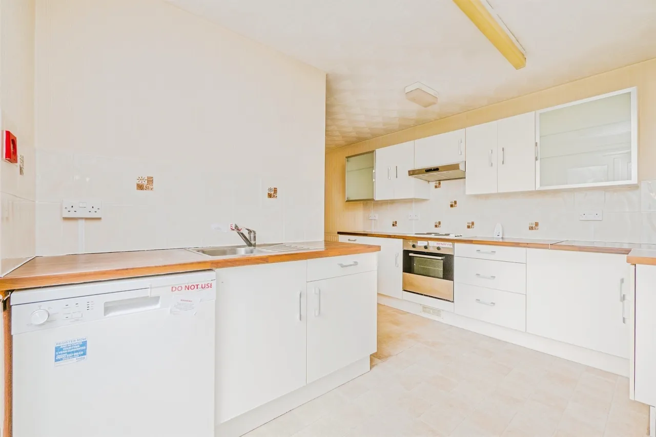 Pen-Y-Lan Road, Penylan, CF23, photo 13