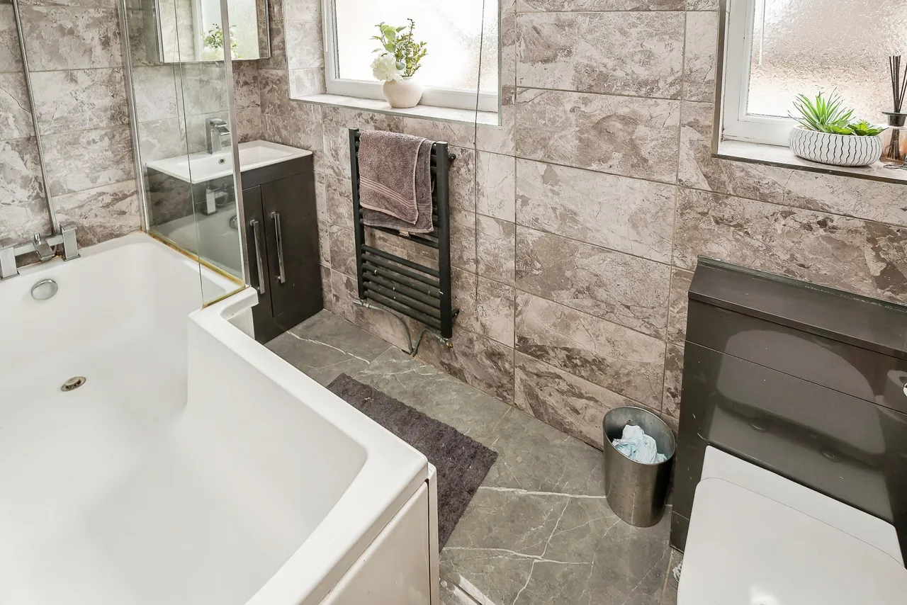 Crossley Crescent, Chester, CH2, photo 11