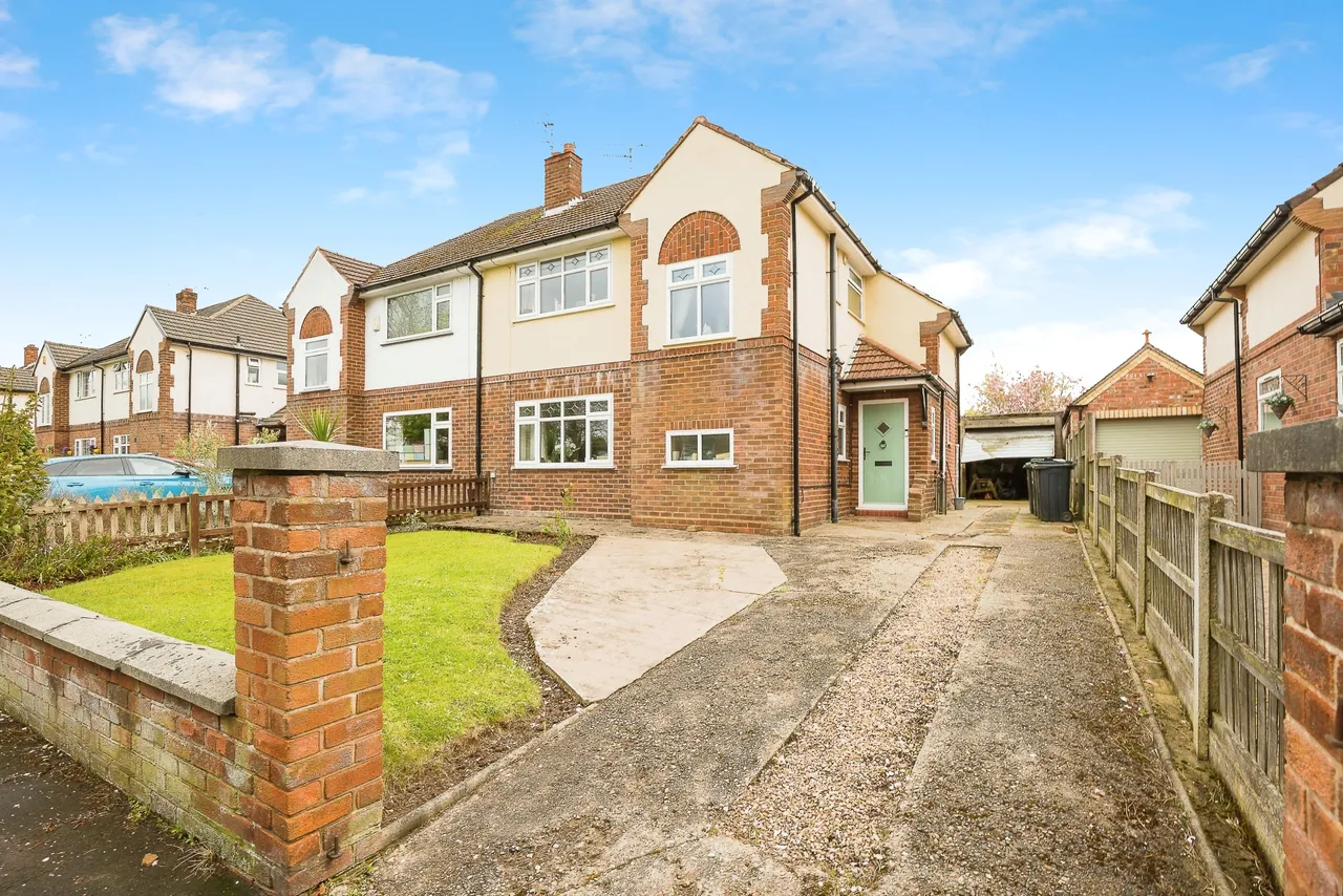 Crossley Crescent, Chester, CH2, photo 3