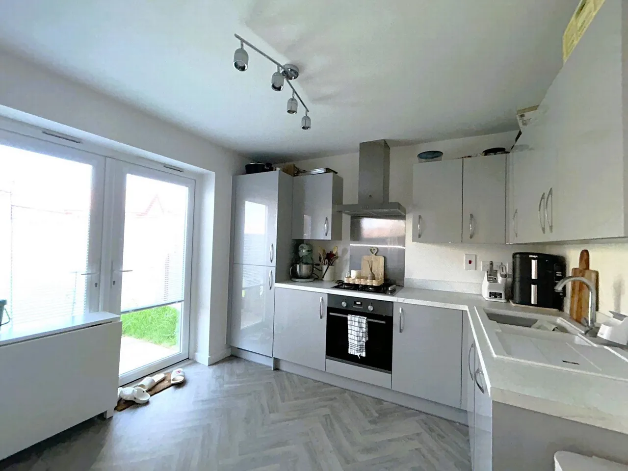 Saunders Road, Felixstowe, Suffolk, IP11 9GR, photo 7