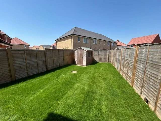 Saunders Road, Felixstowe, Suffolk, IP11 9GR, photo 3