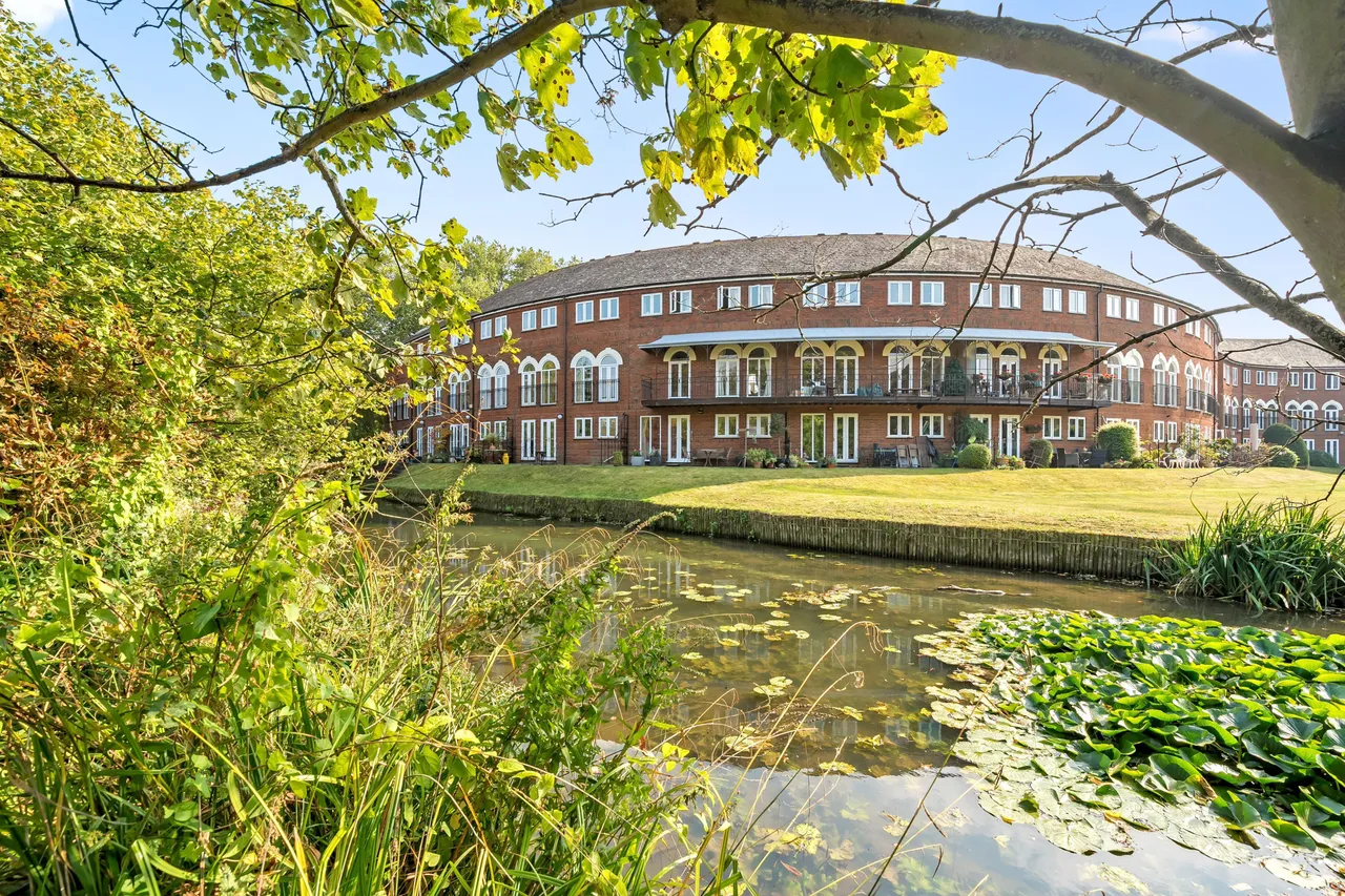 Duckmill Crescent, Bedford, photo 4