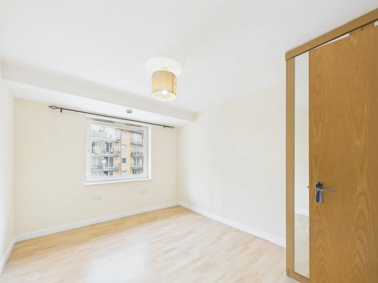 Feltham, photo 10