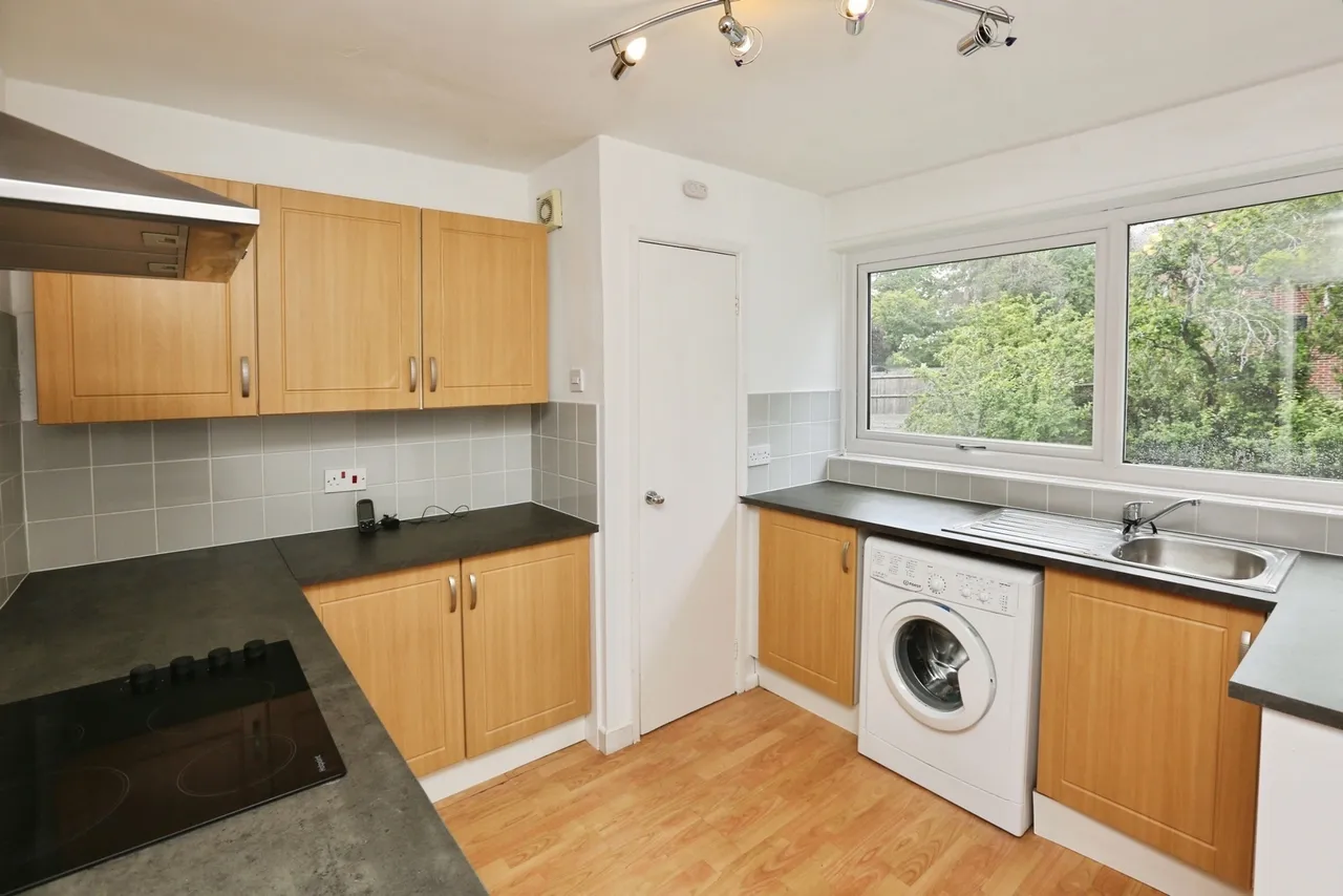 Hiltingbury Road, Chandler's Ford, SO53, photo 2