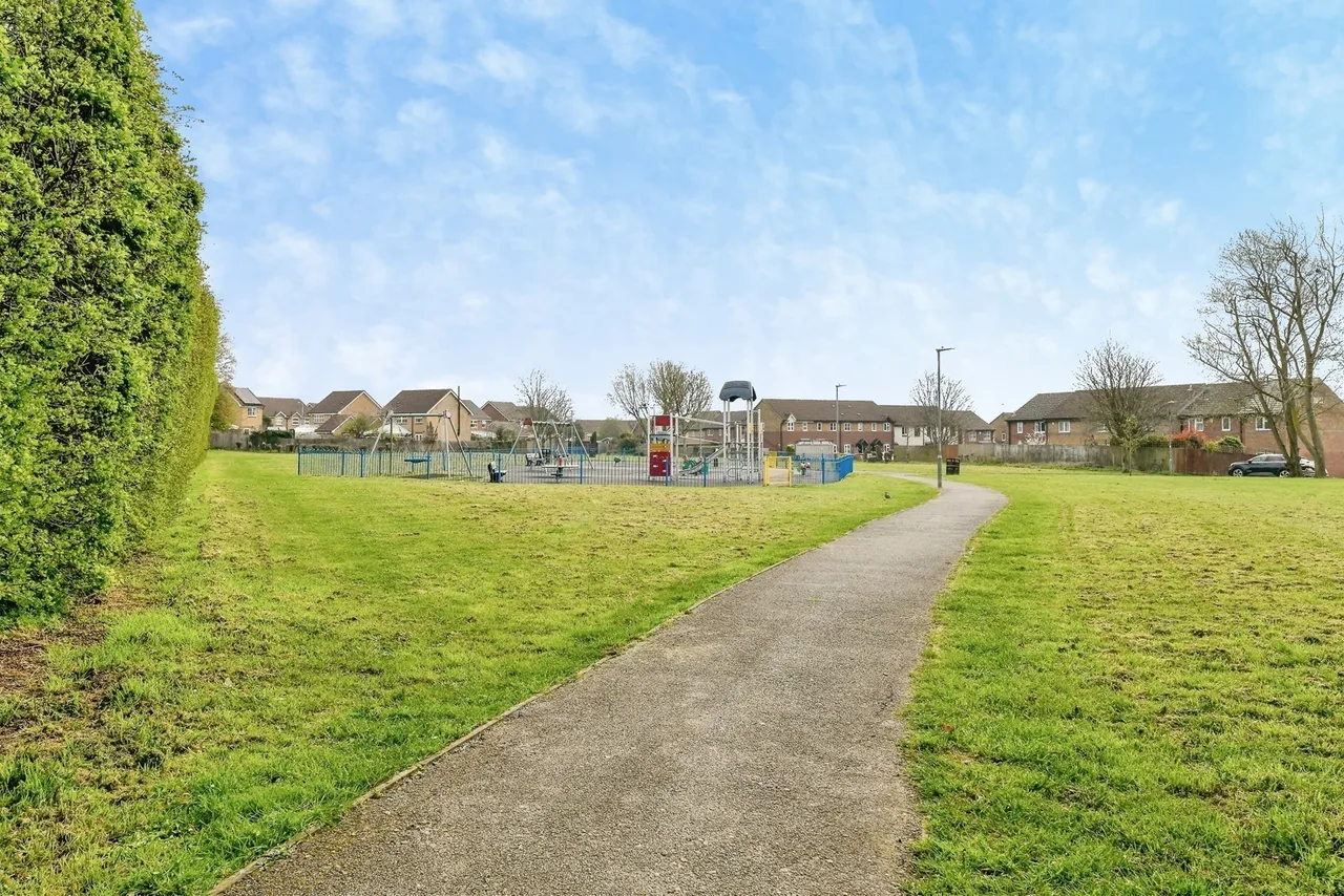 Epsom Close, STEVENAGE, Hertfordshire, SG1, photo 17