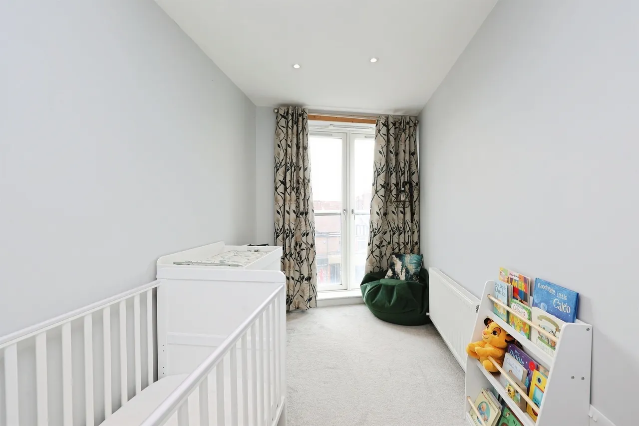 St. Albans Road, Watford, WD24, photo 14