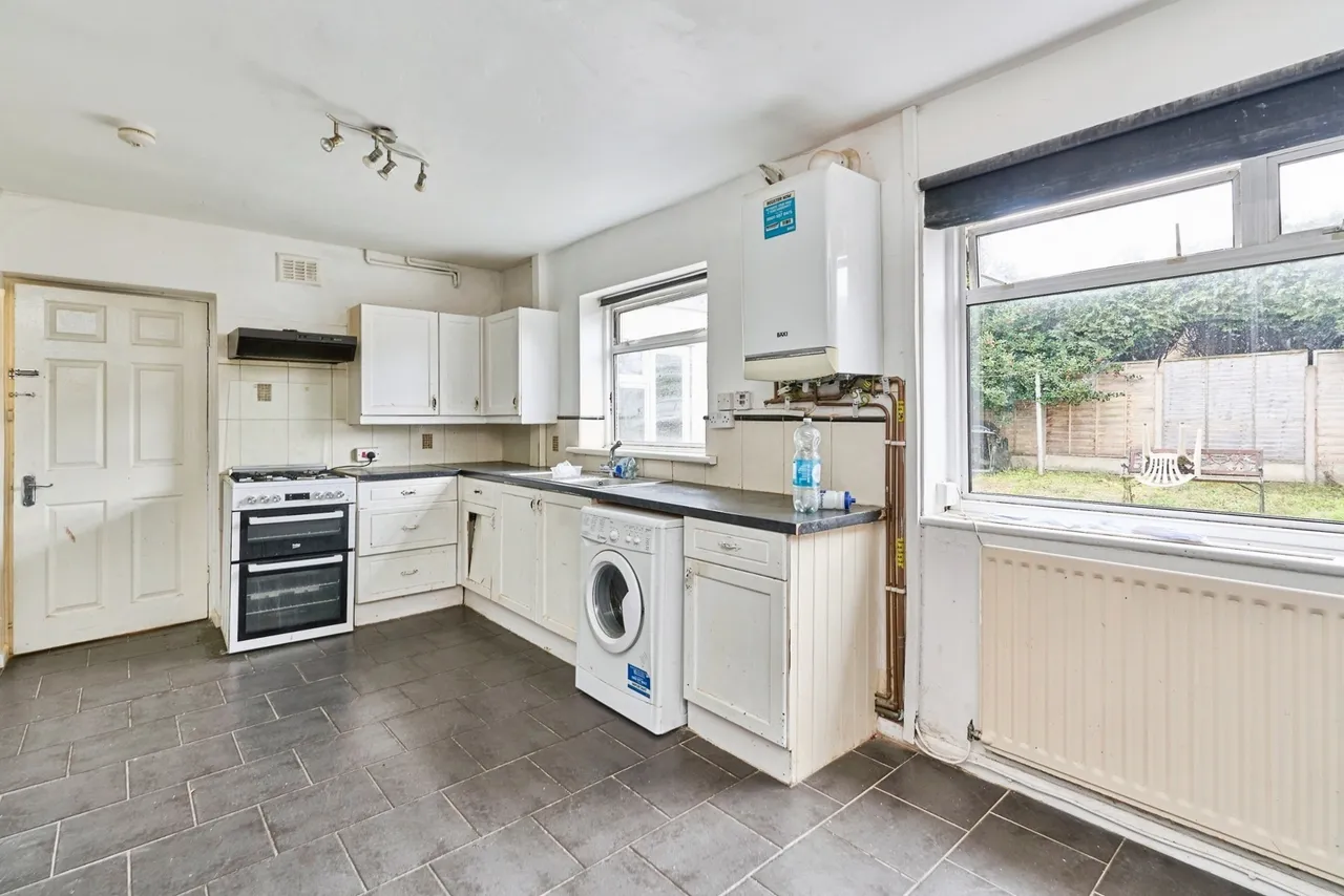 Riding Way, Willenhall, WV12, photo 9