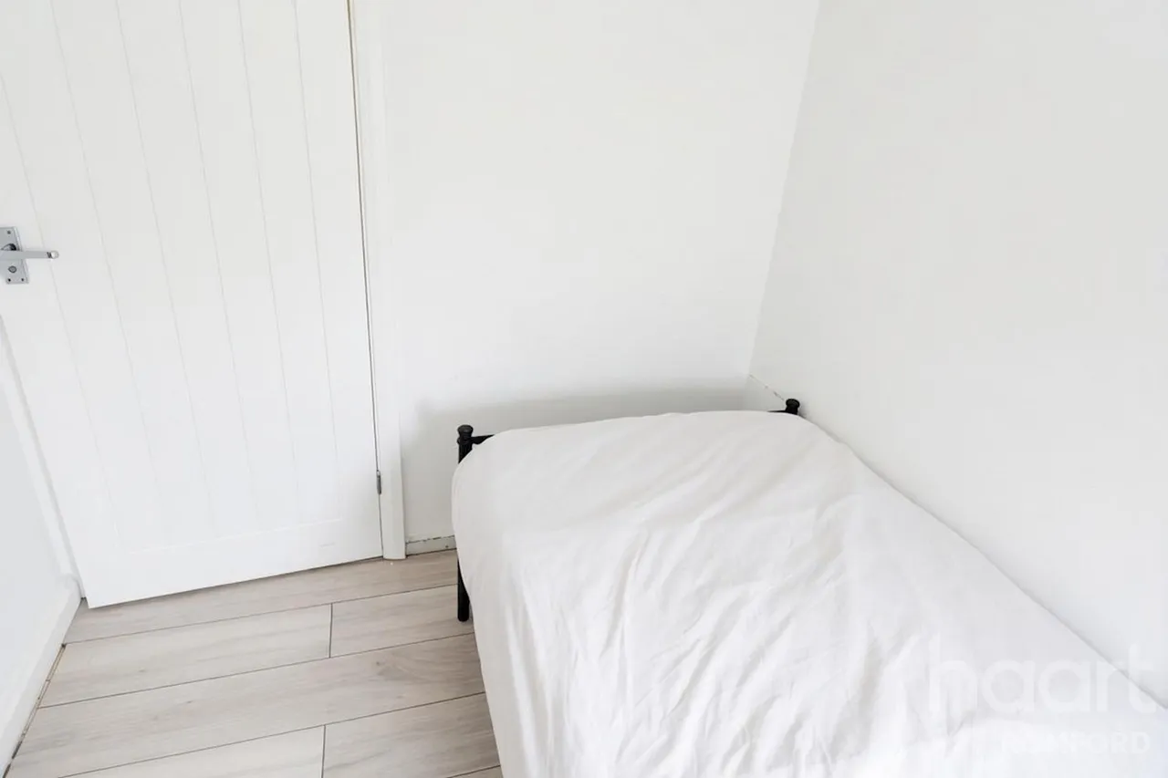 Rosedale Road, RM1, photo 11
