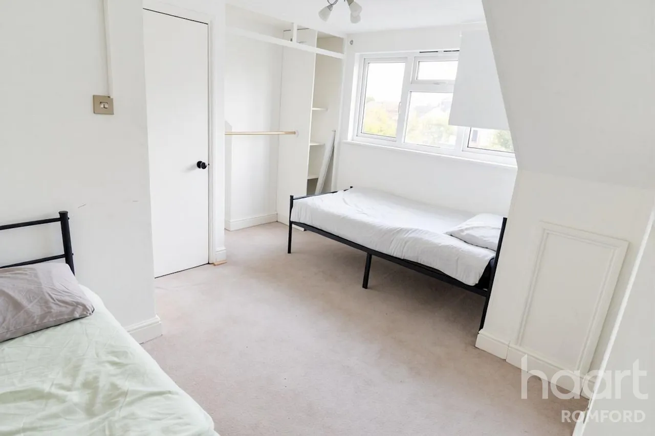 Rosedale Road, RM1, photo 19